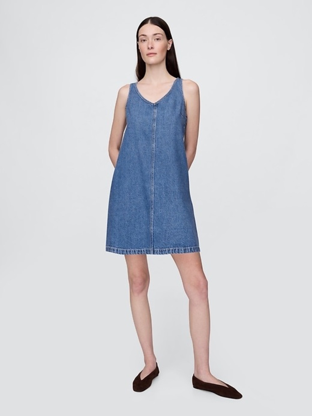 Gap ultra soft V-neck denim mini dress with pockets XS